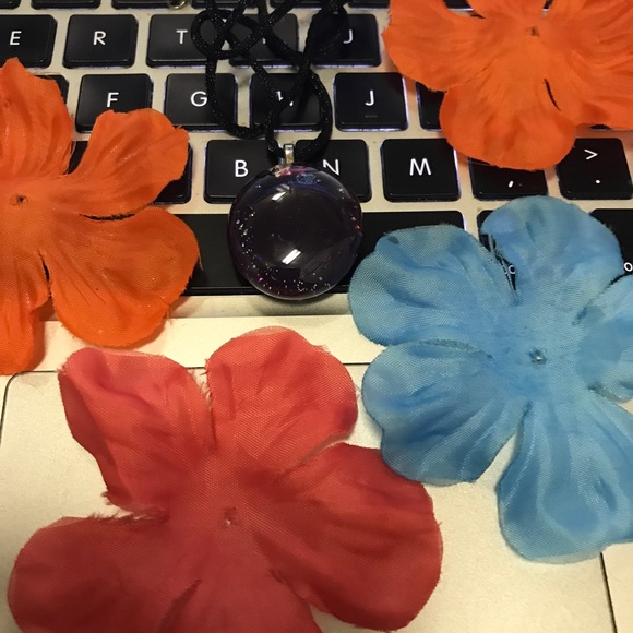 Marble Glass One of Kind Vintage Rare Handmade Necklace - Picture 6 of 16